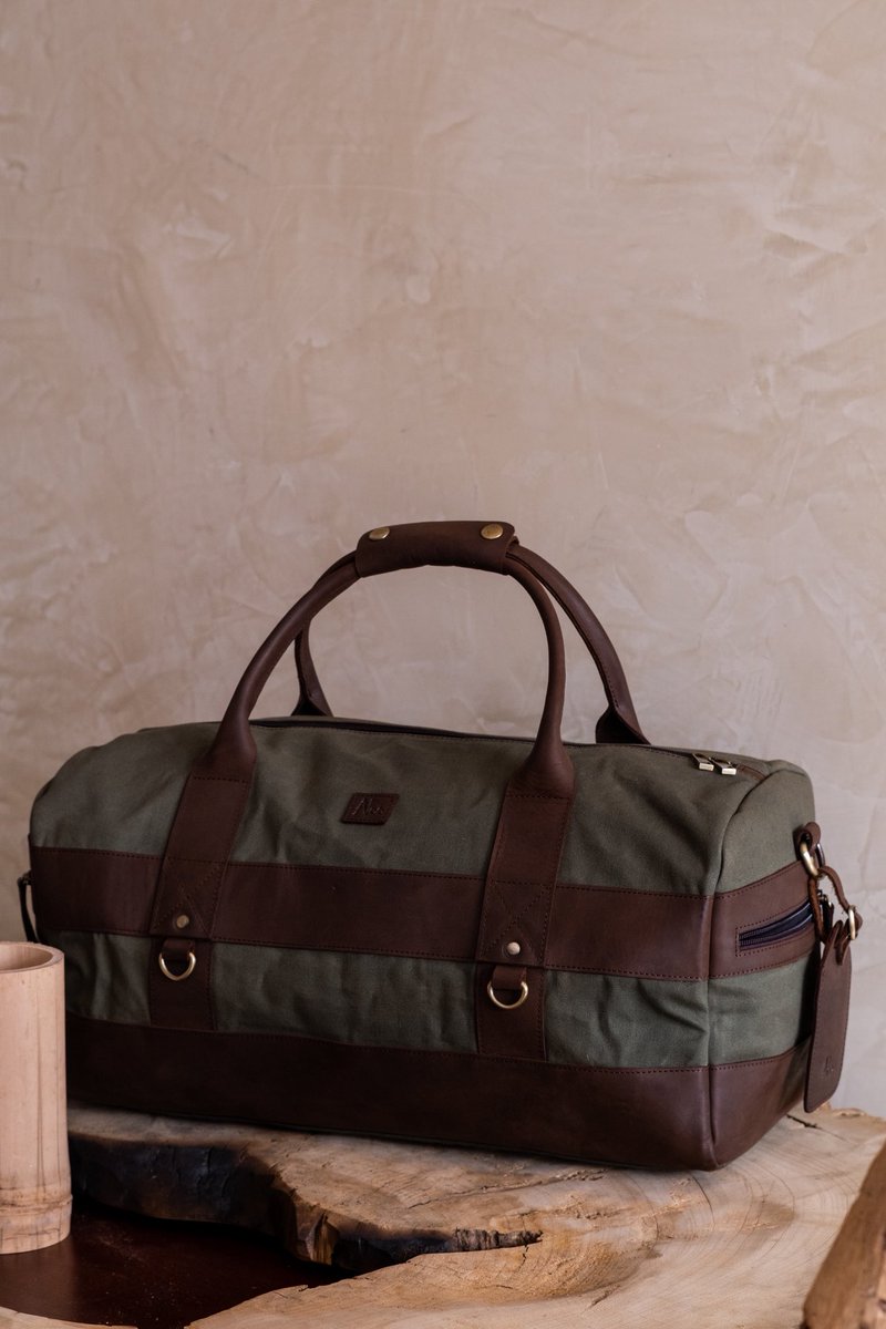 Aloo Leather & Daisy Home tweet media