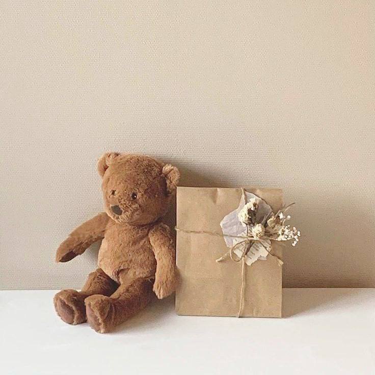 lovrscupid's tweet image. ﹒⟡ 𓈒 𝓒ombo pedido: Choco Teddy

﹒⟡ 𓈒 𝓓e: 𓂃 ࣪ ִֶָbrina 

﹒⟡ 𓈒 𝓟ara: 𓂃 ࣪ ִֶָ@Vsunrays_ 

﹒⟡ 𓈒 𝓡ecado: 𓂃 ࣪ ִֶָretribuindo a doçura que me proporcionou na tarde passada, coma tudinho! eu te amo benzinho 🤍