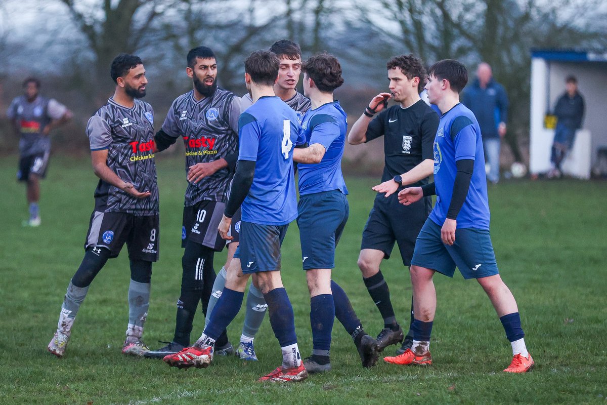 Chris Simpson tweet media