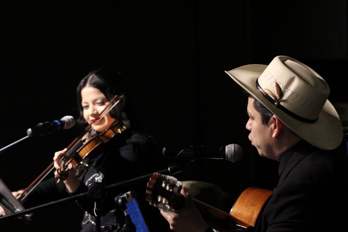 🌙🏛️Así disfrutamos la 12ª Noche de Museos. Entre la expo «Habitar el Umbral» y los conciertos de Jóvenes Talentos y el Dueto File y Katya, vivimos una velada cultural única.
 ¡Gracias por acompañarnos! #NocheDeMuseos #Fotos #Puebla #ArteYMusica #Comunidad