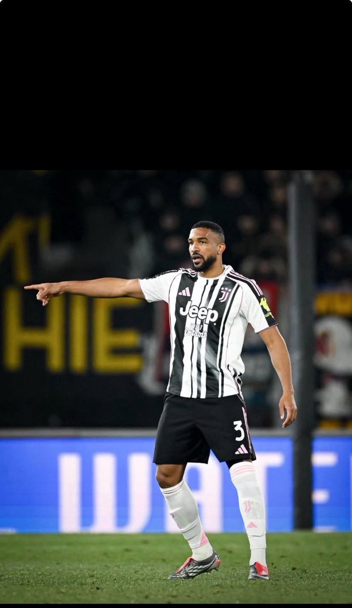 ألف مبروك يوفنتينو اكتسااااح ل سباليتي على جاسبريني و مباراة من أمتع مبارايات اليوفي آخر فترة شكرا لجميع اللاعبين و لسباليتي و رسالة ل الجميع اليوفي رااااجع والأجمل عودة بريمر صمام الأمان 🖤🤍