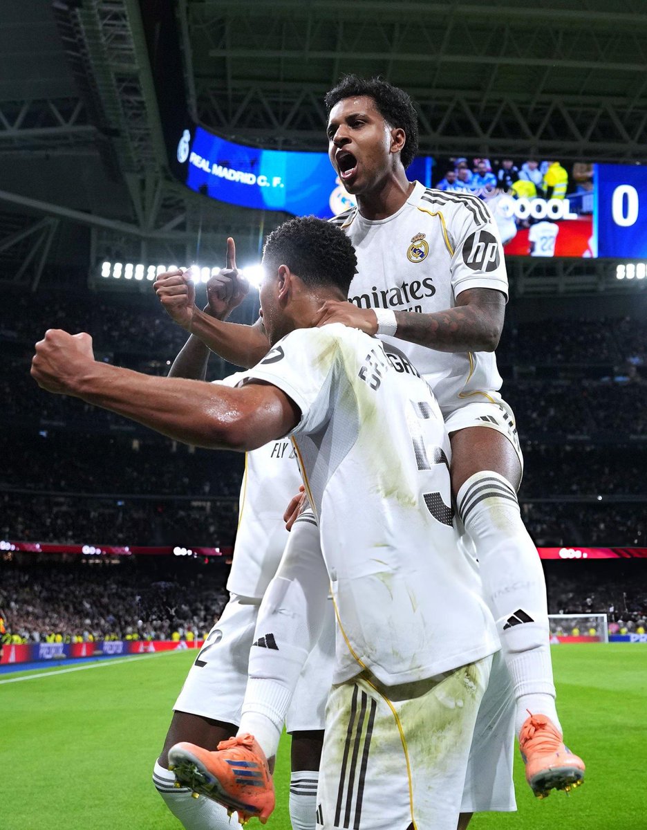 (fan) REAL MADRID FANS 🤍 tweet media