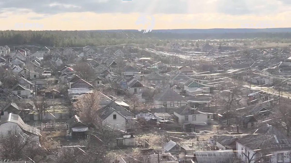 oleshkomyroslav's tweet photo. Продукти в Україні можуть бути отруєні склом. Його не покаже навіть рентген. Що робити з павутиною оптоволокна - ніхто досі не знає. Катастрофа до якої привів Зеленський та його кодло заради збагачення. https://t.co/LSzpGauAOv