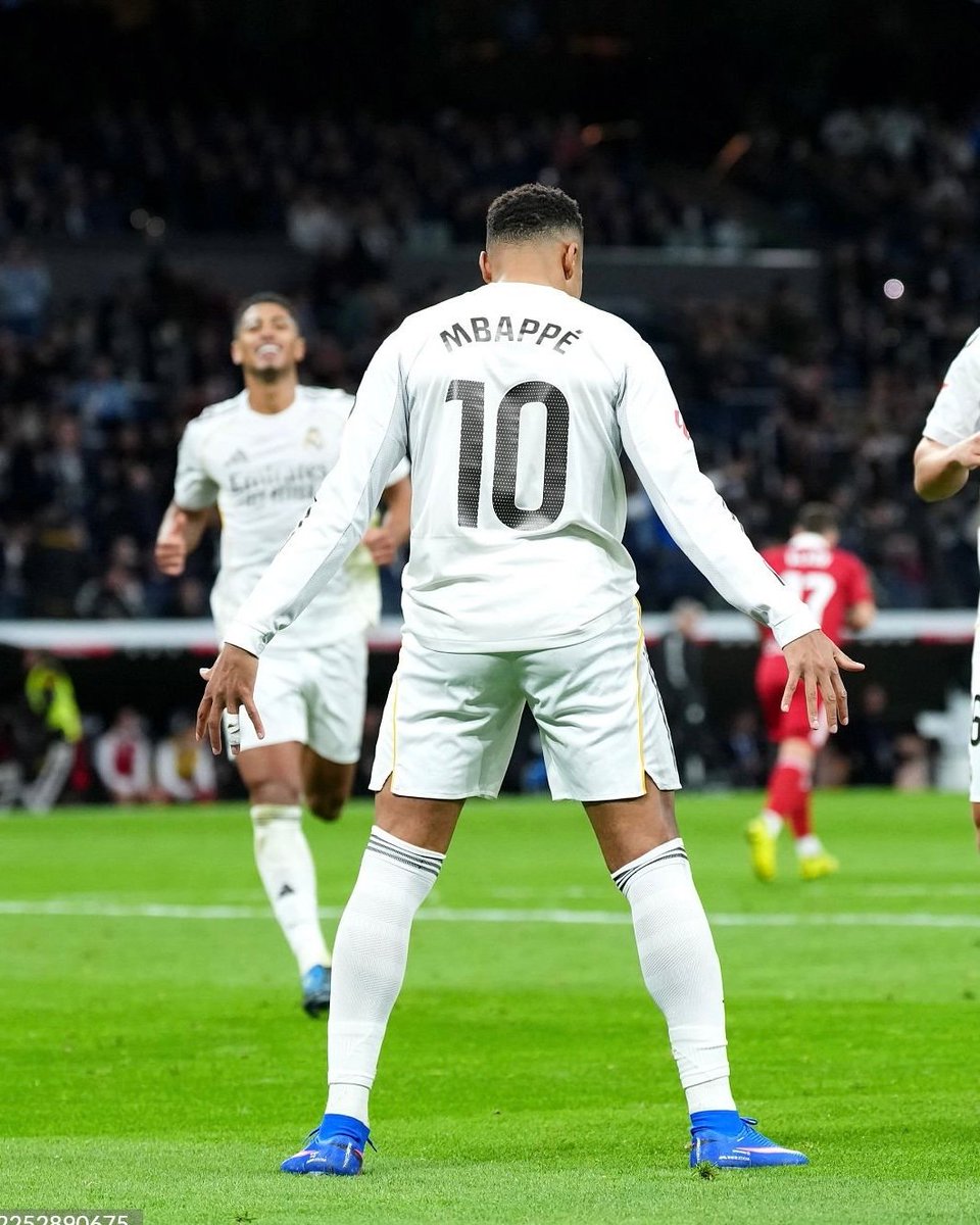 Gio CR7 tweet media