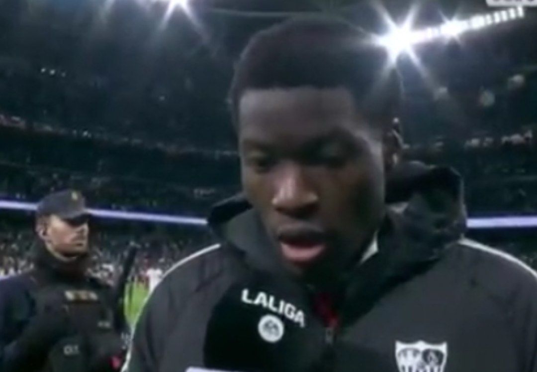 لوسيان اغومي ( إشبيلية:) هنالك اشياء بشأن التحكيم لا يمكنني قولها والأفضل أن اصمت "