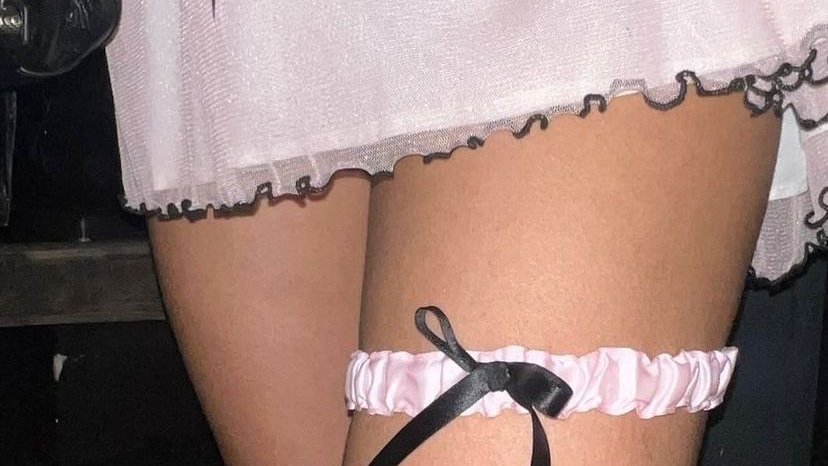 exilemymind's tweet image. written by sabrina carpenter ₊˚⊹౨ৎ ₊˚⊹