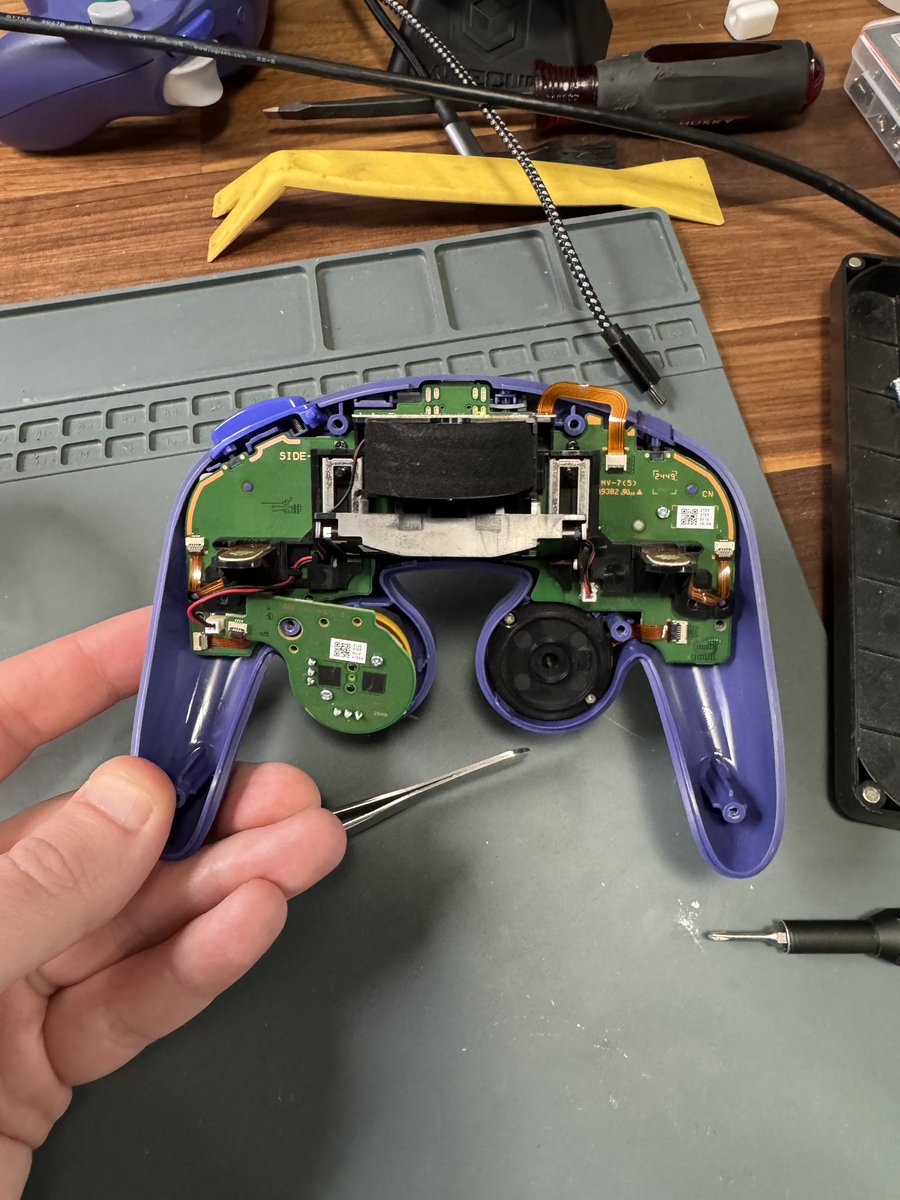 Dubesinhower tweet media