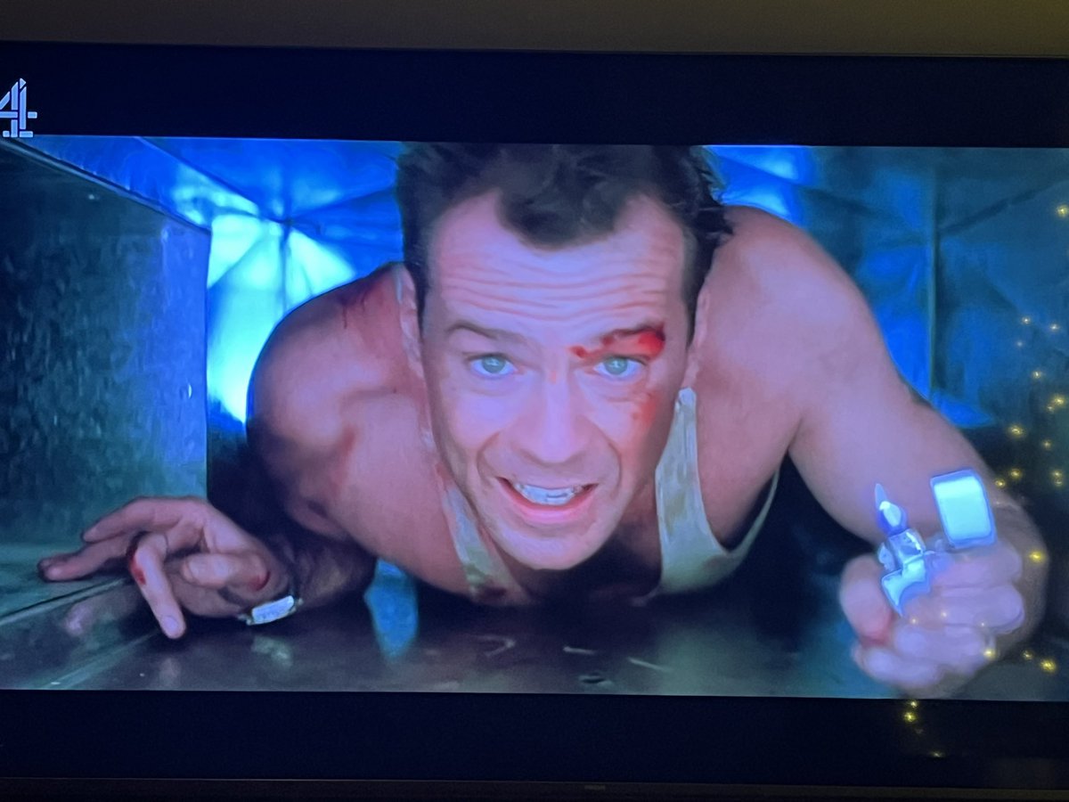 farrygills💙🤍💙🤍 tweet media