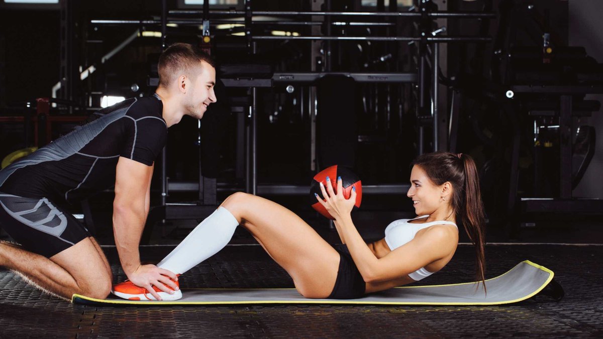 Smarter training. Better recovery. Real results.
Here’s how 2025 reshaped fitness—and what it means for 2026. 👇
onfitnessmag.com/fitness-trends…
#FitnessTrends #CoreTraining #Wellness