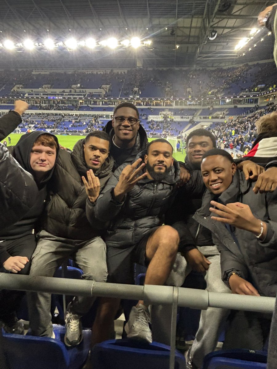 Tony Montana tweet media