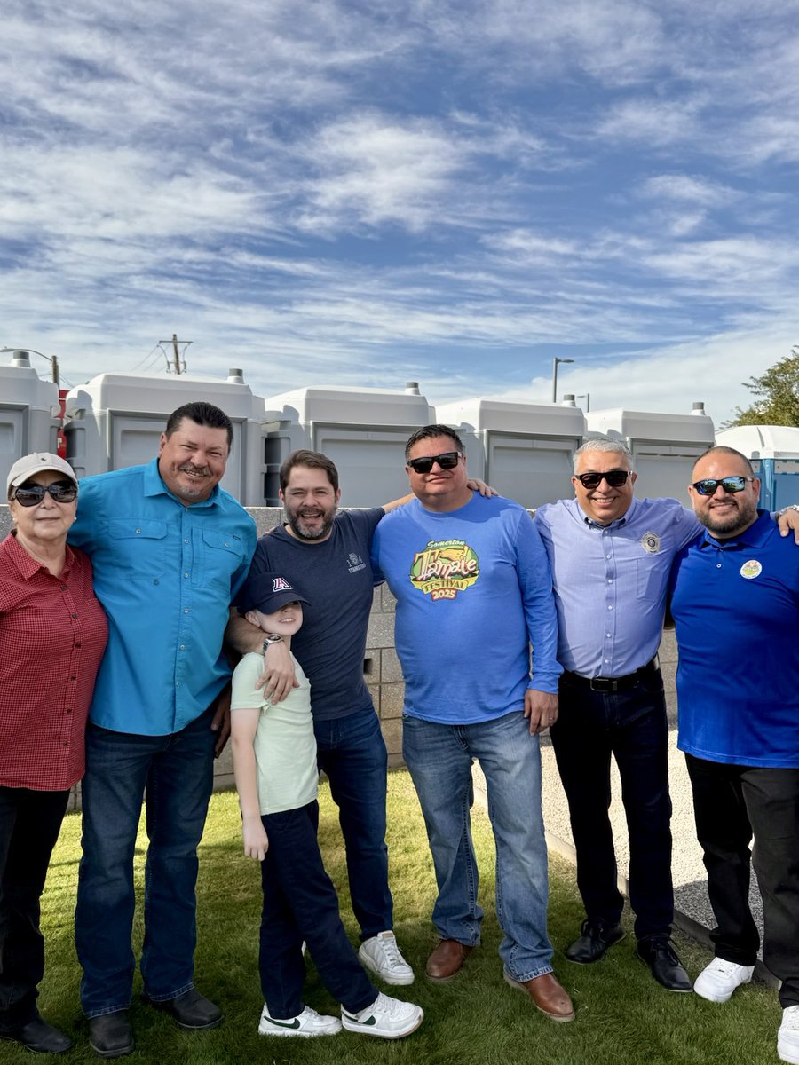 RubenGallego's tweet image. It wouldn’t be Christmas in Arizona without stopping by the Somerton Tamale Festival! 

Great to see so many old friends!