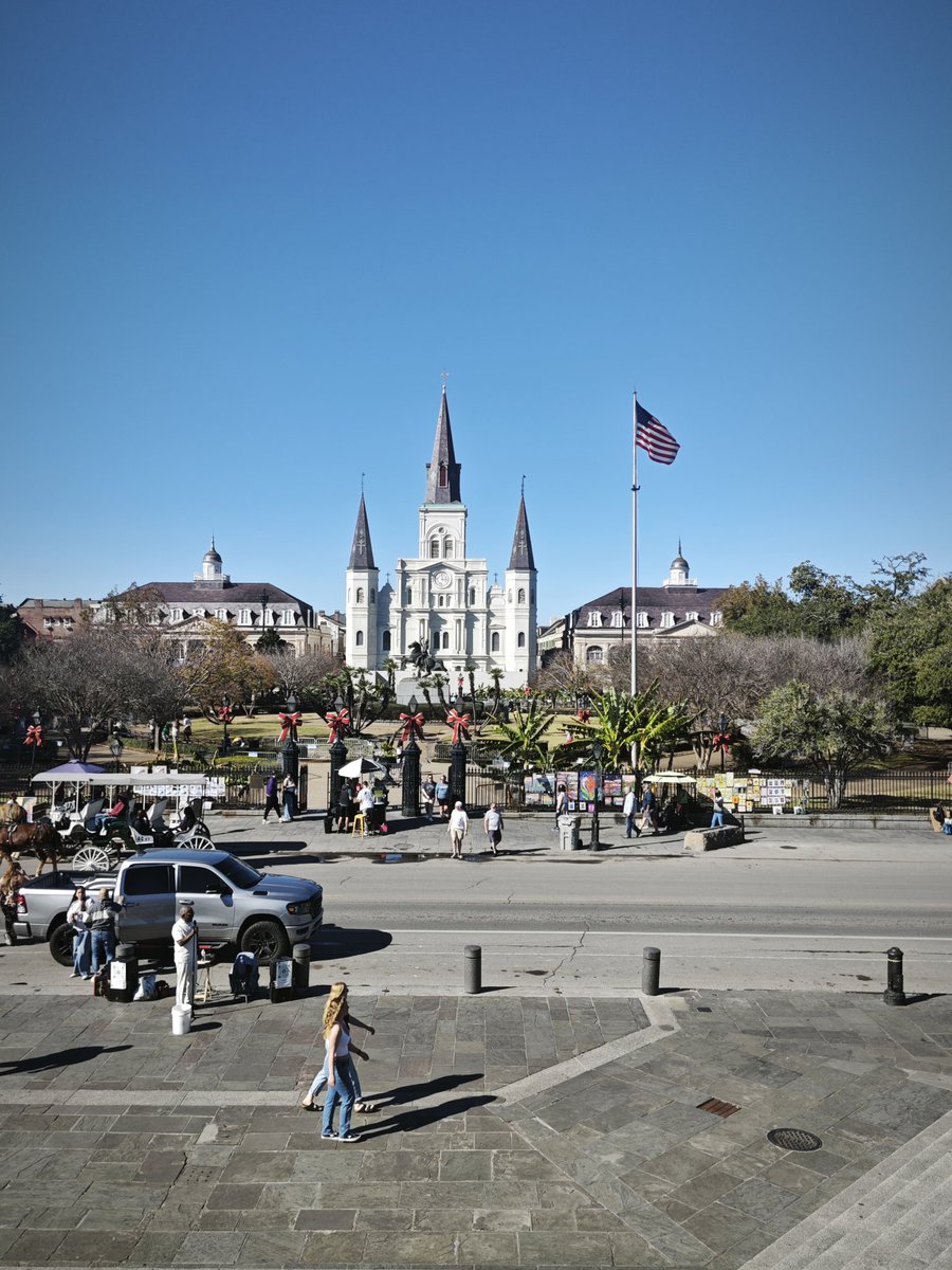 DBKattel's tweet photo. It's Jackson Square, New Orleans, LA, USA. https://t.co/VHcP7jXkhk