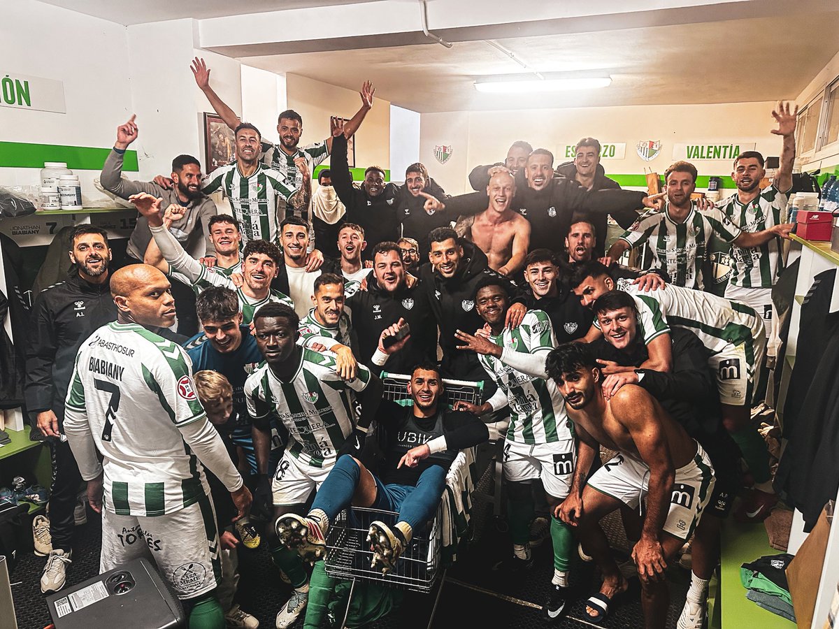 MI EQUIPO.
TU EQUIPO.
NUESTRO EQUIPO.