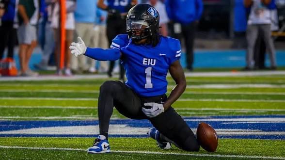 Blessed to receive (a)n D1 offer from Eastern Illinois University! <a href="/Dcanes40Lucas/">Derrick Lucas</a> <a href="/Dr_NickGarrett/">Dr. Nick Garrett</a> <a href="/TigersAndrew/">Andrew College Fighting Tigers Football</a> <a href="/JucoHiddenGems/">Juco Hidden Gem</a> <a href="/JUCOFFrenzy/">JUCO Football Frenzy</a>