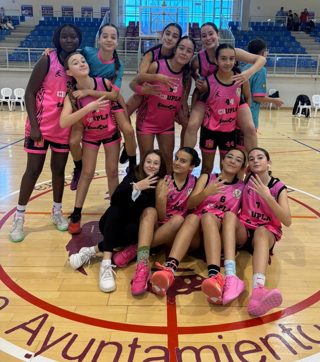 Las infantiles siguen sumando. Buen partido de las chicas <a href="/EducaChild/">EducaChild</a>   que han conseguido una nueva victoria en el Blas Infante frente al <a href="/cdroquetasbc/">Club Deportivo Roquetas B.C</a>. 73-23.<a href="/AlmeriaFAB/">FAB Almería</a> <a href="/FAB_Andaluza/">Federación Andaluza de Baloncesto</a>