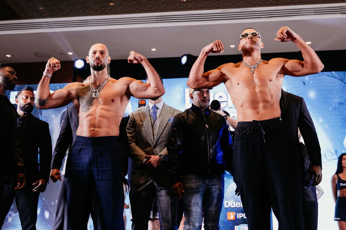 ferny_monsivaiz's tweet photo. Can’t wait to see the #Tate fight 
#TeamCobra https://t.co/NjPWWIiXpk