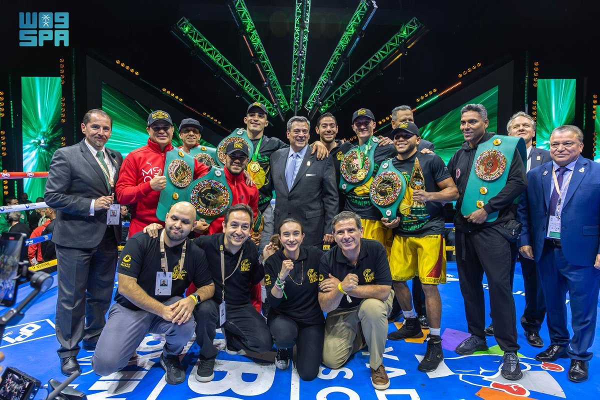 SPAqualitylife's tweet photo. ختام بطولة "WBC Boxing Grand Prix" بتتويج أربعة أبطال عالميين في الرياض.
https://t.co/FazbuMLJzL
#واس https://t.co/nRJfoWopSH