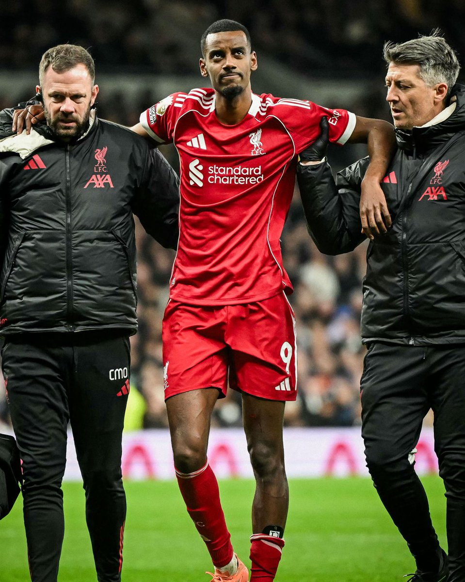 [🟢] NEW: Alexander Isak’s injury has been ruled out as anything ACL/Knee related and is far less serious than initially expected. 

[<a href="/pauljoyce_/">paul joyce</a>]