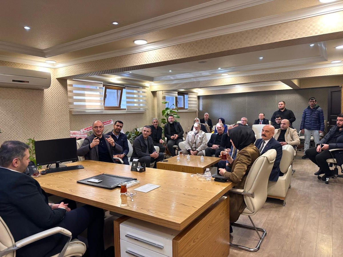 Genel Merkez AR-GE Başkan Yardımcımız Sayın Atakan Yılmaz ve Akparti Beyoğlu ilçe Başkanı Kasım Fırat, İlçe Başkanımız Sayın Ömer Faruk İslam 'a makamında hayırlı olsun ziyaretinde bulundu.

Nazik ziyaretlerinden dolayı kendilerine teşekkür ediyoruz.

<a href="/RTErdogan/">Recep Tayyip Erdoğan</a> 
<a href="/hakanhanozcan/">Hakan Han ÖZCAN 🇹🇷</a>