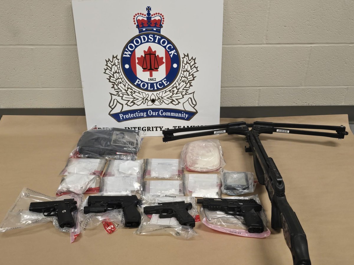 Chief_Novacich's tweet photo. Great work by our @Woodstock_PS Drug Unit in getting these weapons and drugs off our @cityofwoodstock streets.  Special thanks to our partners @WRPSToday for assisting in this warrant execution. https://t.co/aGuVdR7jXy