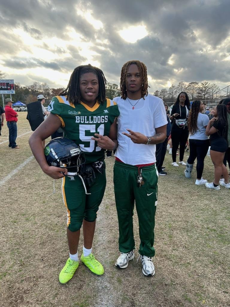 Amazing bowl game, 34-30 bulldogs. Wonderful experience and left with 2 sacks and about 8-10 tackles (hard to remember head a little hurt 😂)