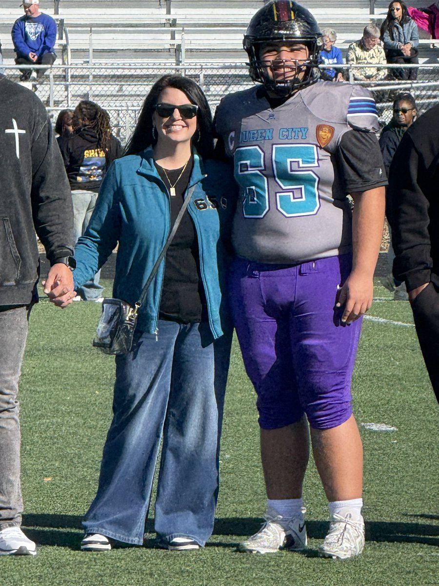 𝗝𝗮𝗶𝗱𝘆𝗻 𝗖𝗼𝘃𝗶𝗻𝗴𝘁𝗼𝗻 26’ OL tweet media