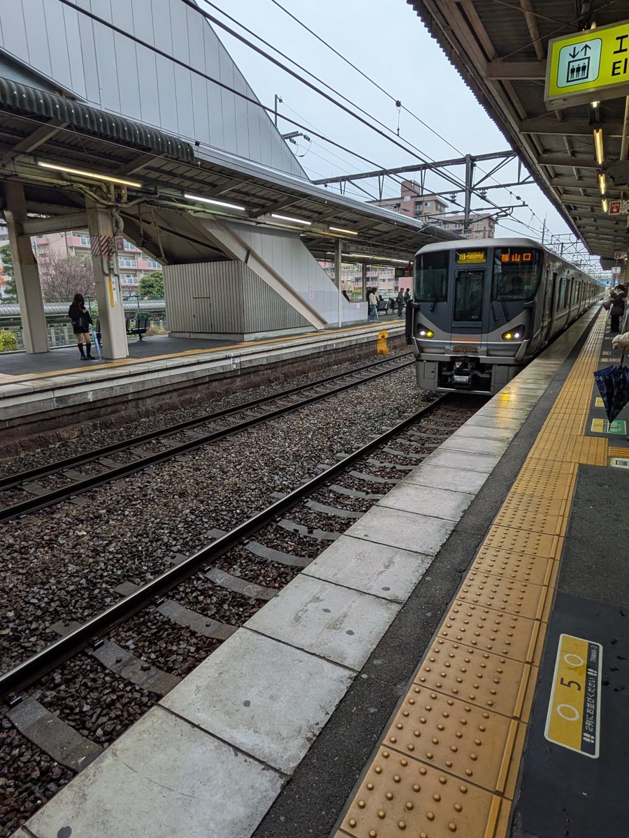 12/21 JR宝塚線 丹波路快速篠山口行き 225系6000番代ML04編成 伊丹