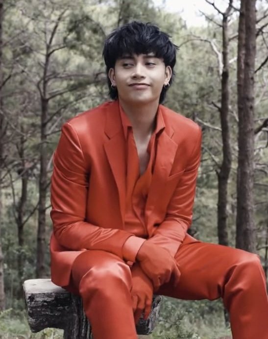 Waiting for my 7sins merch 😭