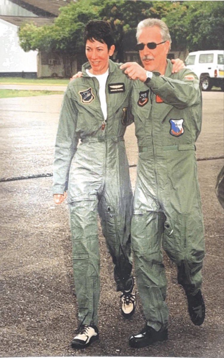 JaimeAvenc's tweet image. Cuando Álvaro Leyva enviaba cartas a los medios insinuando que el presidente Gustavo Petro era drogadicto, los grandes medios reaccionaron con titulares, cubrimientos extensos y hasta ediciones especiales. La amplificación de rumores y señalamientos sin pruebas fue inmediata…