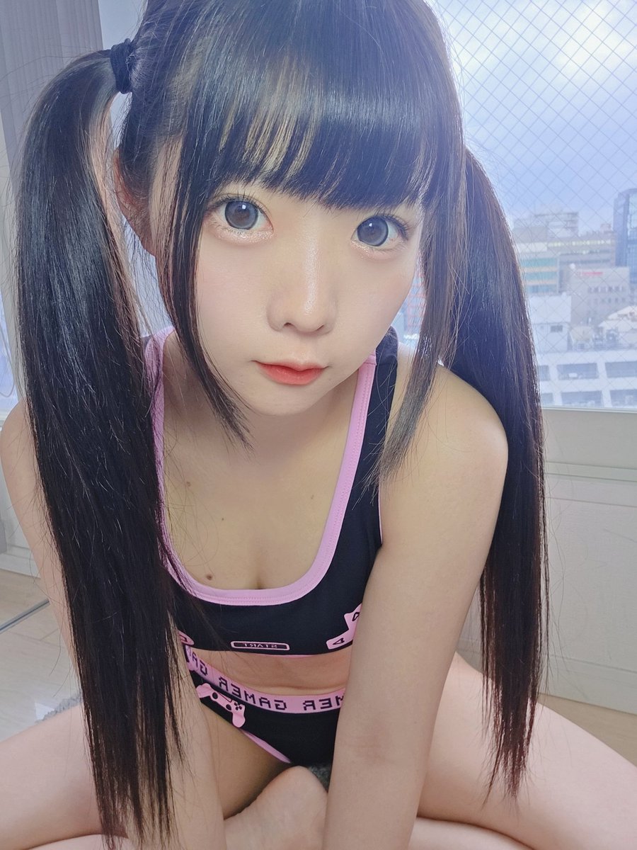 ニャロメニア C107東Z25b (@nyarome_cos) / Highlights / X