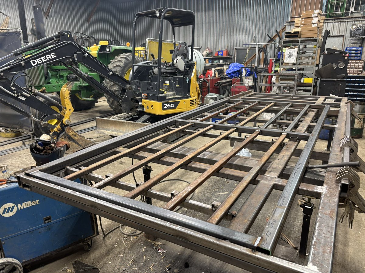 New personal best.... 32 minutes from setup to fully welded gate.