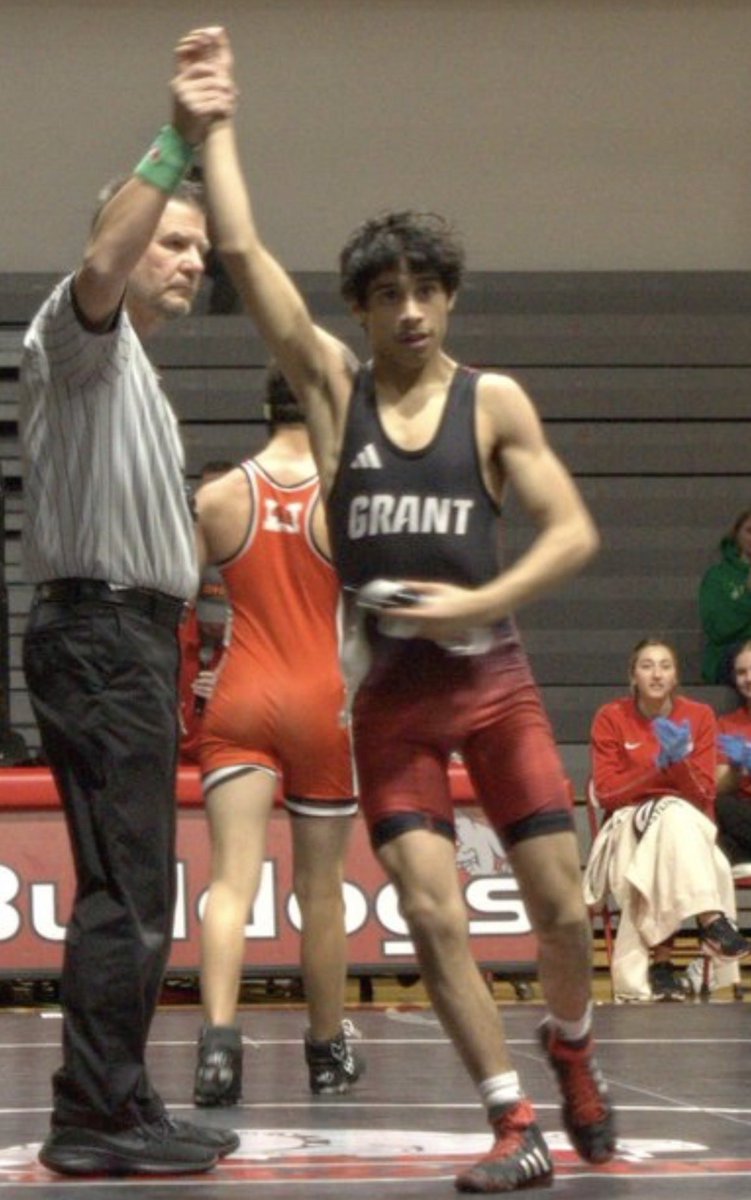 Grantwrestling1's tweet photo. Bulldogs take out #3 Marist in a packed East Gym last night to improve to 11-0 in duals. Boys from Fox Lake step up big with 4 pins in the last 5 matches to win 36-32. 

#FoxLakeTough #AnytimeAnywhere https://t.co/51JLBObQSI
