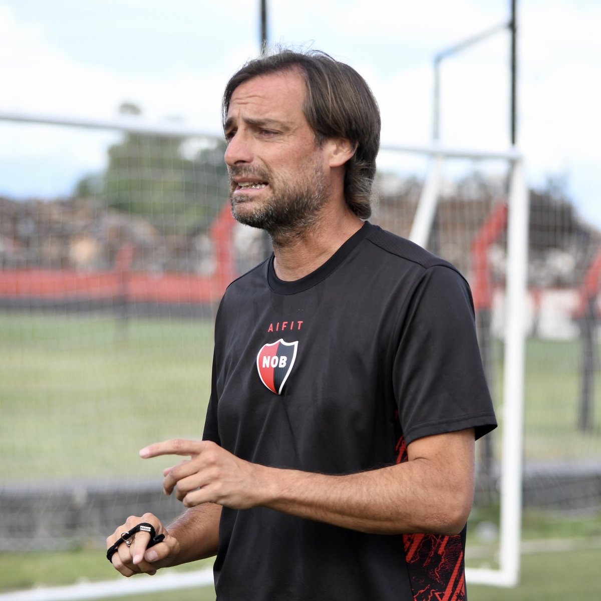 Último entrenamiento de cara a la final 👊🏻🤩

Mañana, desde las 19:30 horas, enfrentamos a Belgrano por el Trofeo de Campeonas en San Francisco, Córdoba.

🎟️ Las entradas se obtienen en la puerta del estadio desde las 18:30 horas y tendrán un valor de $10.000.

#VamosNewells❤️🖤