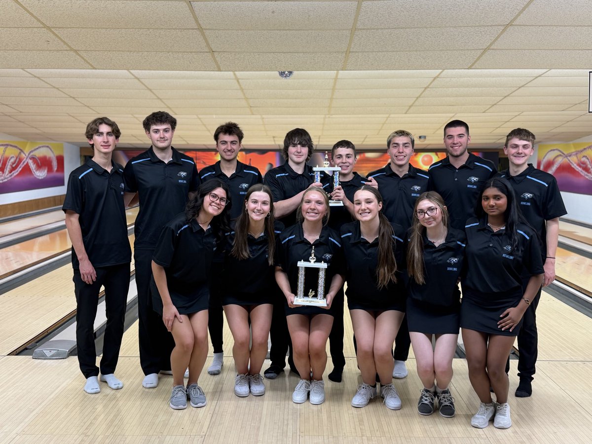 ENWolvesBowling's tweet image. Great effort by the girls and boys bowling teams today in Howells.  

Both teams took home 🥇

@NorthHowler @USBC @MaplewoodLanes