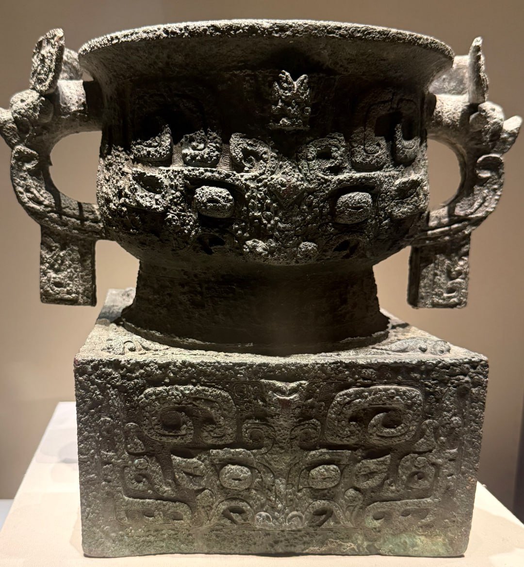 babelrules's tweet photo. Time traveling through art and history! ⏳🖼️🔍 #MuseumWonders https://t.co/WOuutOufN4