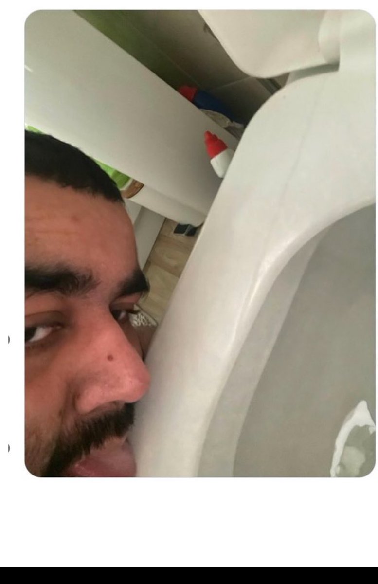 GoddessLunaLaw's tweet photo. FLASH RT GAME with this new toilet pig 🐽 

2/2/2 

Femdom Findom Exposed Paypig https://t.co/OHxjga8IL9