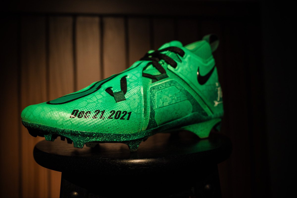 Trent Sieg tweet media