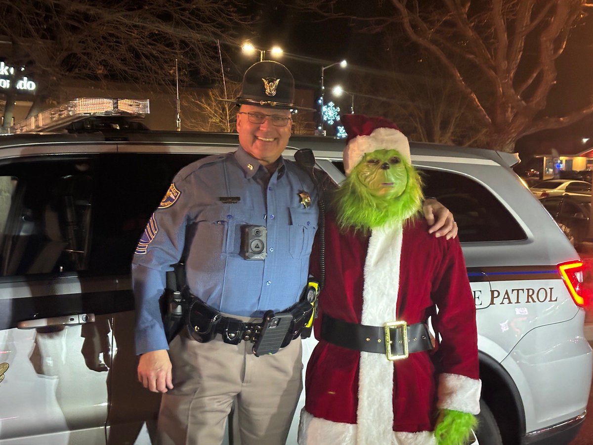 Colorado State Patrol tweet media