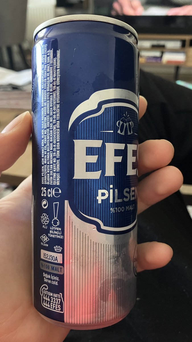 elifnkoken's tweet photo. 25cl bira varmis saskinim https://t.co/kJ5qhCMyuF