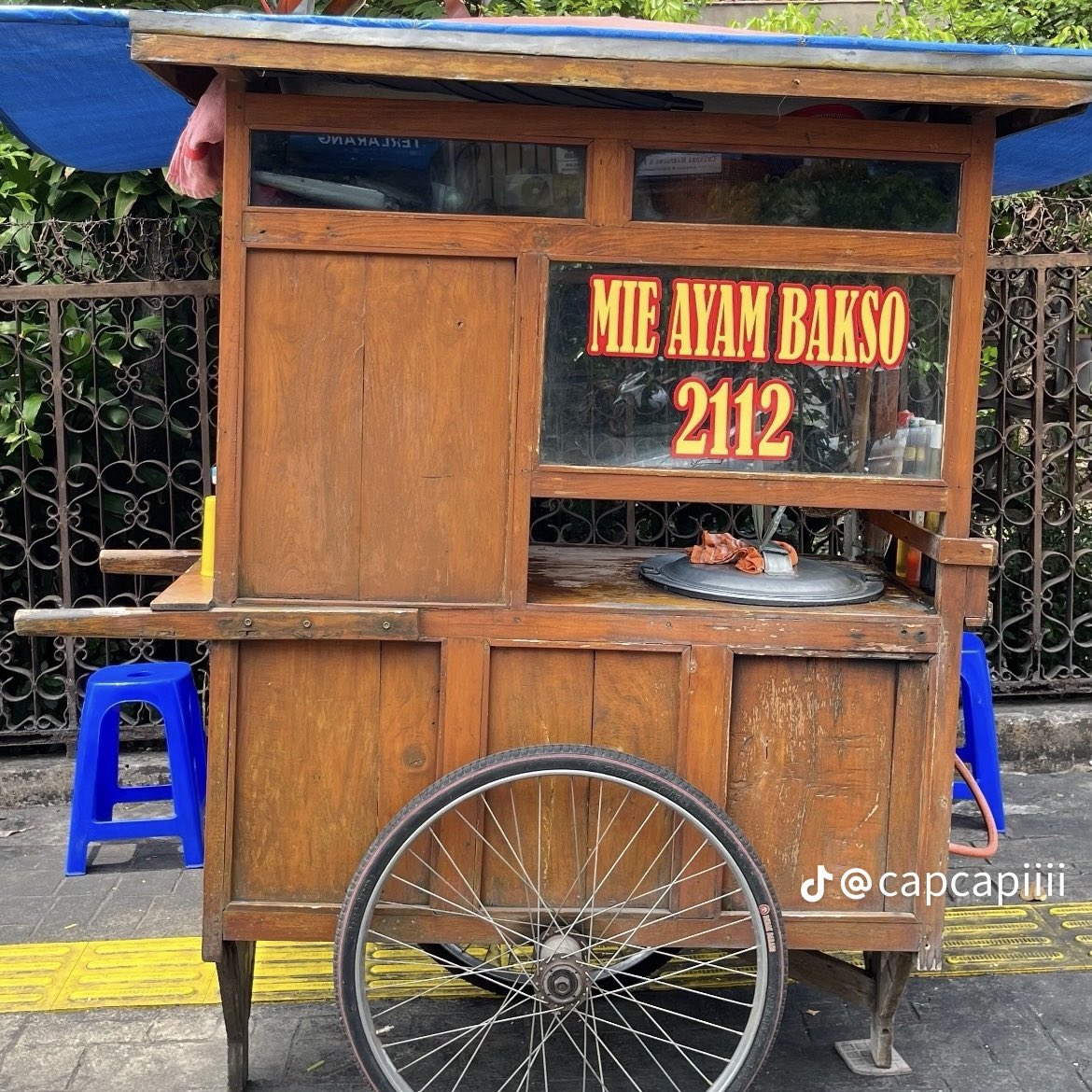 mielopu's tweet image. she said to me, and i said to her…