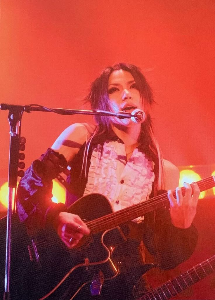 jelocube's tweet image. aoi’s shoulders are so pretty