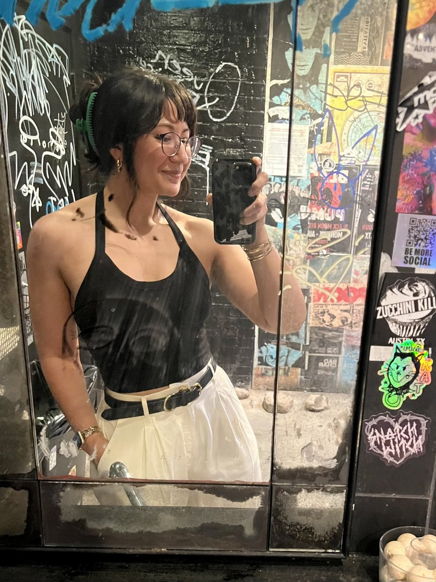 hot sad girls inc. tweet media