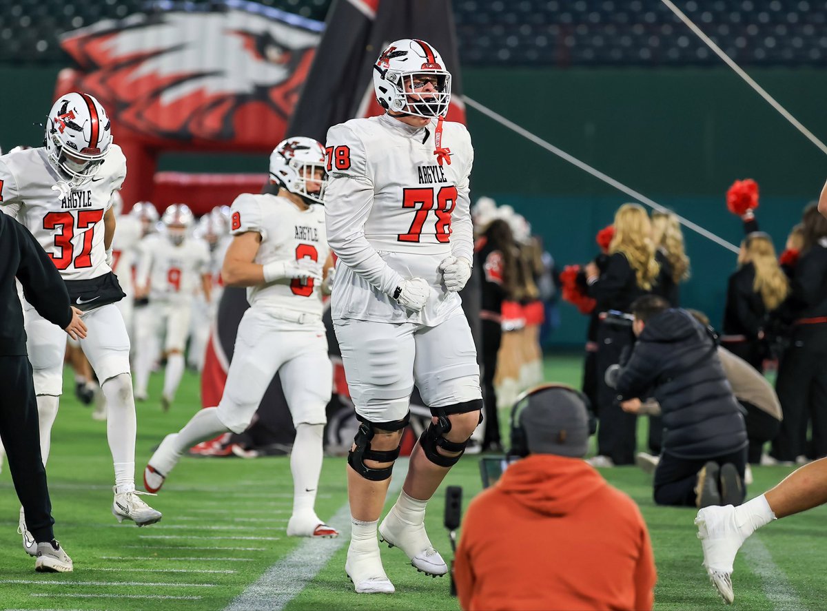 KeeganLawson1's tweet image. Uncommitted, Still looking for a home 🏡!!

6'6 300lbs
G/T (CAN SNAP)
D2 Offers STILL SEARCHING!

@JLottScout @TMA79_