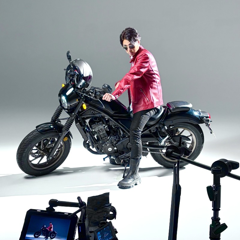 おはようございます、クリスマス前の日曜のアサ！

＼ みんな、お待たせ ／

新CM（長尺）は10時に投稿します！
￣￣￣￣￣￣￣￣￣￣￣￣￣￣￣￣
※TVでは30秒ですが、スペシャル2分超のフルバージョンです！
30秒CMもスペシャルも、ライフネット生命公式YouTubeでご覧いただけます🤗