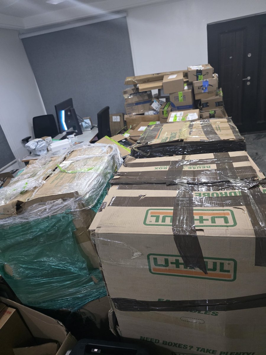 About40 Clan tweet media