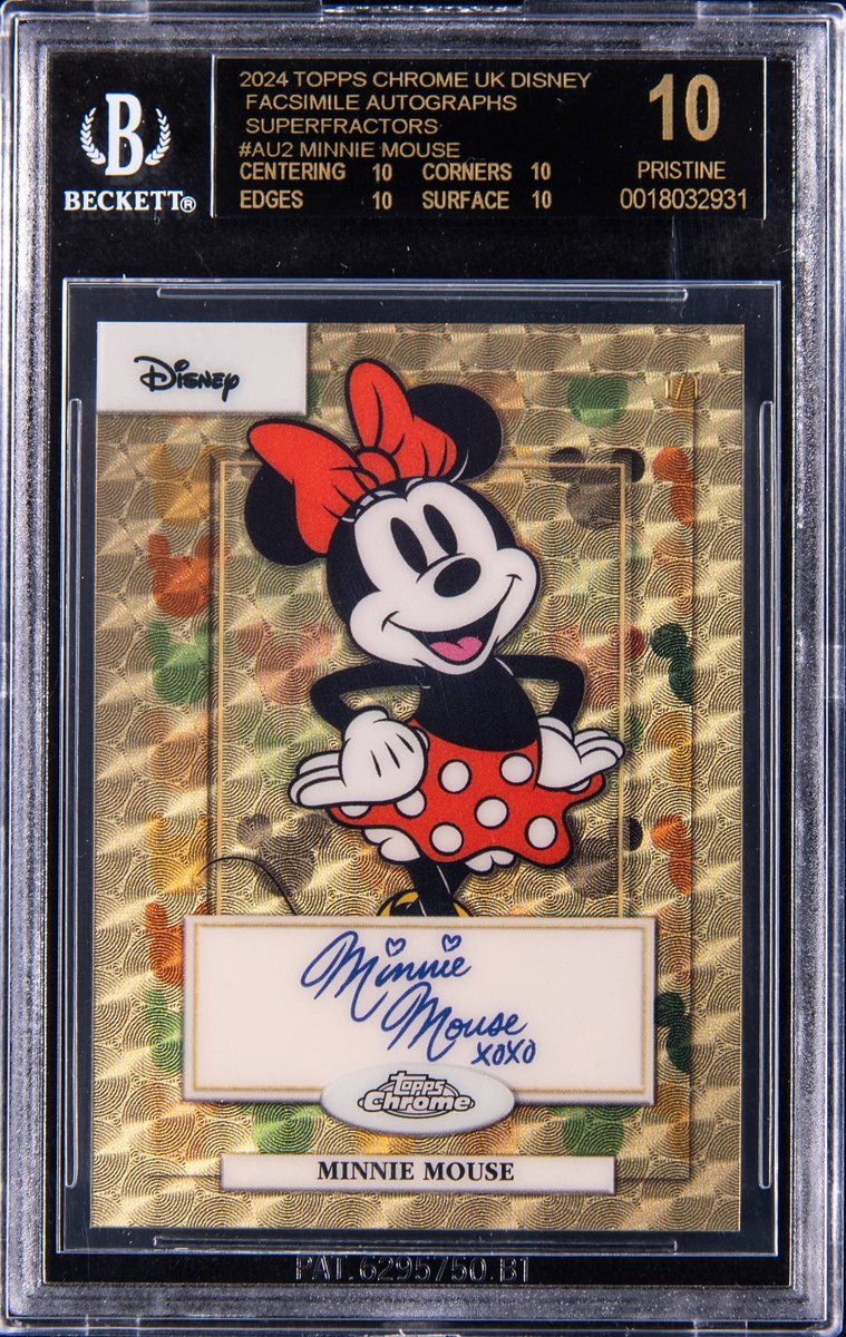 Carolers Minnie 未使用 証明書付き Magic, but make it one of one ✨ This 2024 Topps Chrome UK Disney