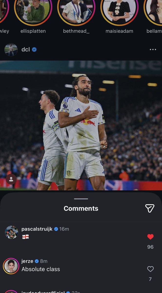 HezelgraveAnni1's tweet photo. struijk knows #englandsnumber9 https://t.co/hYrKO9fYSN