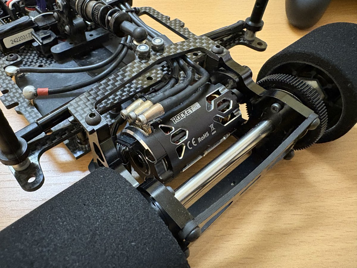 ダイレクトドライブレーサー(DDR)@トゥエル部 tweet media