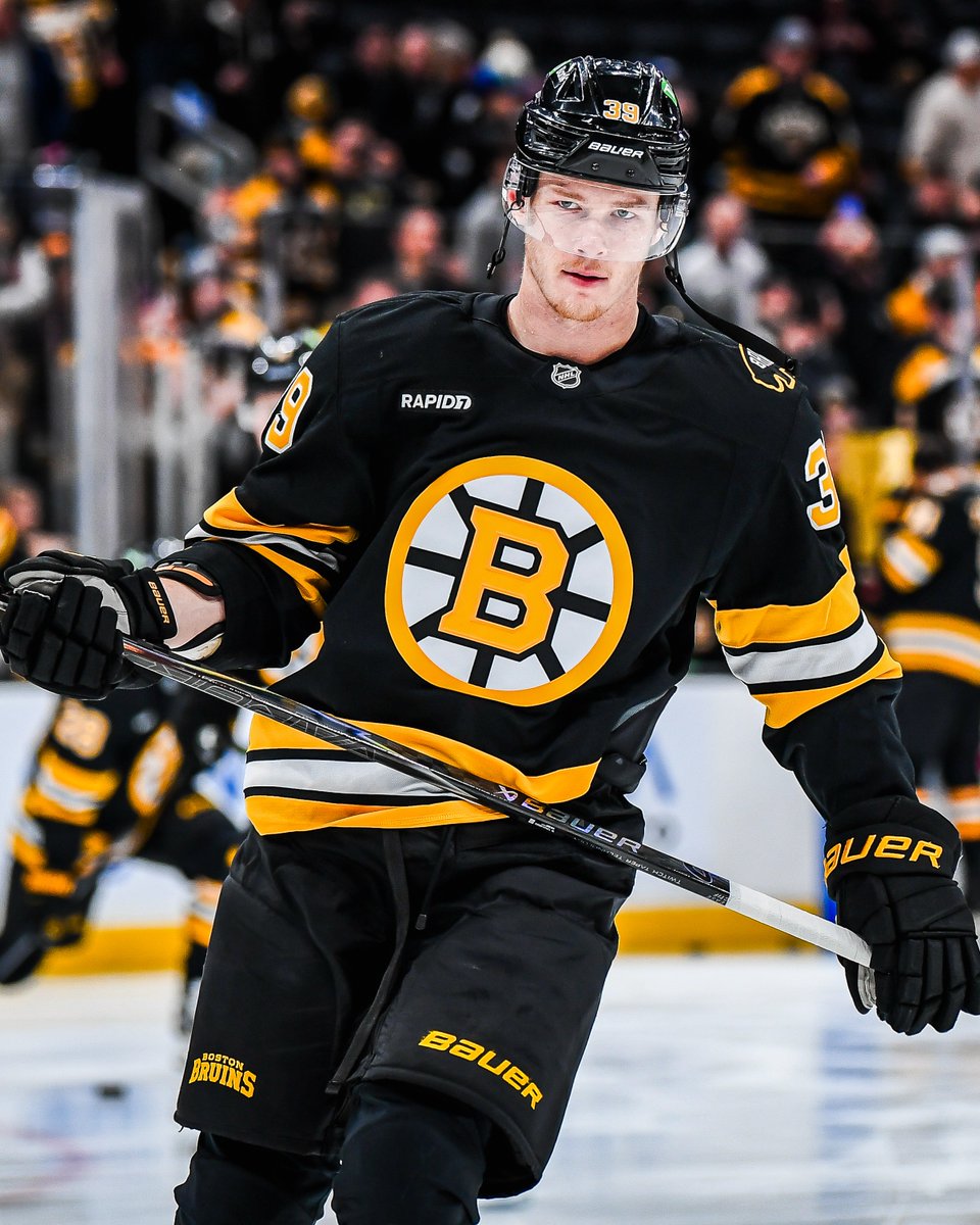 NHL tweet media