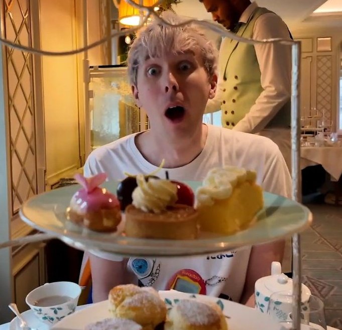 vampinof's tweet image. give him everything he wants in the entire world